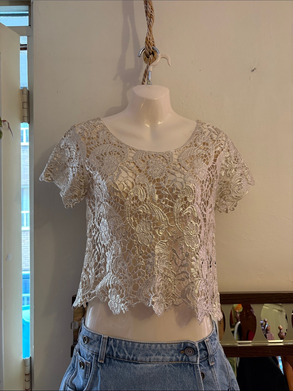 Lace Crochet Short Sleeve Crop Top - Cream. 100. Cotton